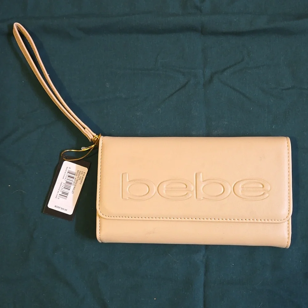 bebe Hana PU Trifold Wallet NWT